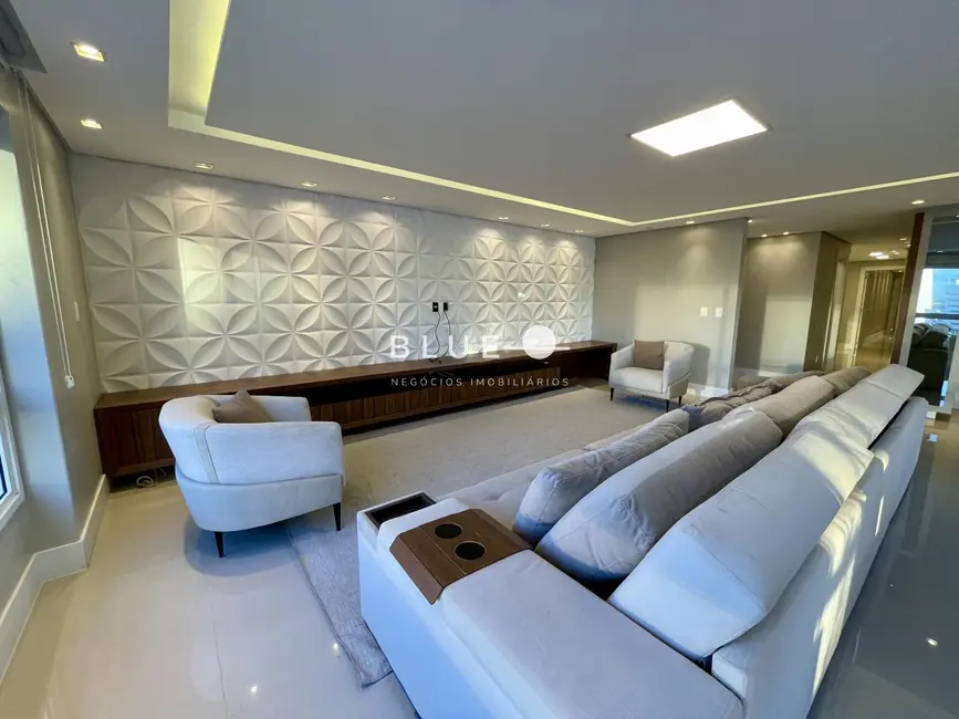 Apartamento com 4 quartos à venda, 216m2 em Torres - RS - imagem 5 Foto 5 de Apartamento com 4 quartos à venda, 216m2 em Torres - RS