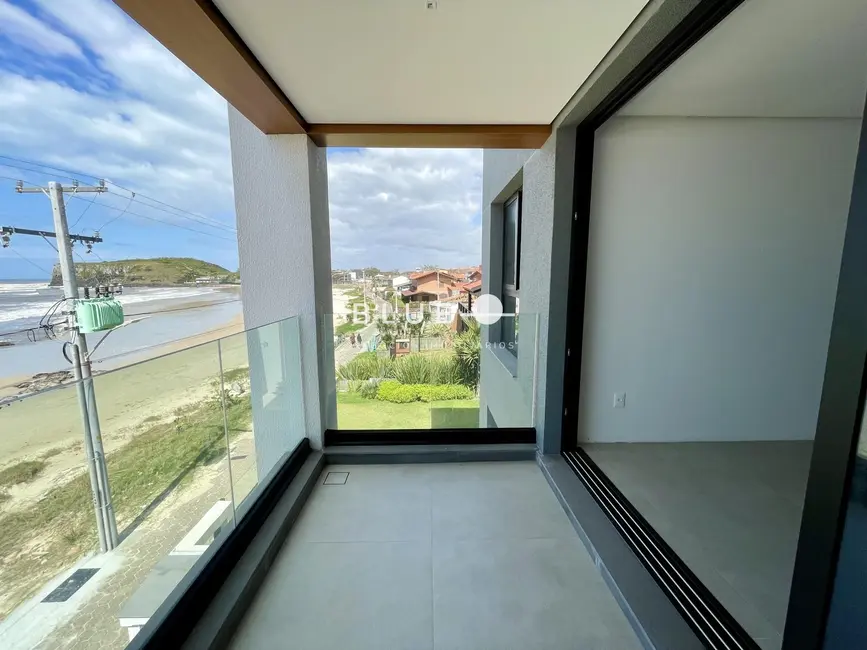 Apartamento com 2 quartos à venda, 95m2 em Torres - RS - imagem 8 Foto 8 de Apartamento com 2 quartos à venda, 95m2 em Torres - RS