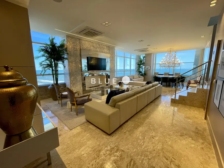 Cobertura com 4 quartos à venda, 621m2 em Torres - RS - imagem 2 Foto 2 de Cobertura com 4 quartos à venda, 621m2 em Torres - RS