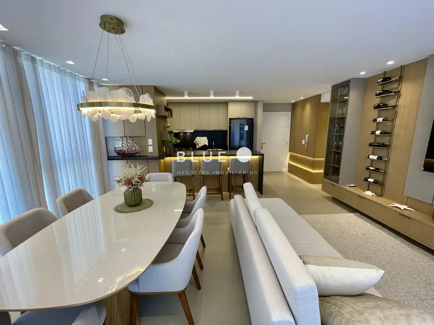 Apartamento com 3 quartos à venda, 109m2 em Centro, Torres - RS - imagem 6 Foto 6 de Apartamento com 3 quartos à venda, 109m2 em Centro, Torres - RS