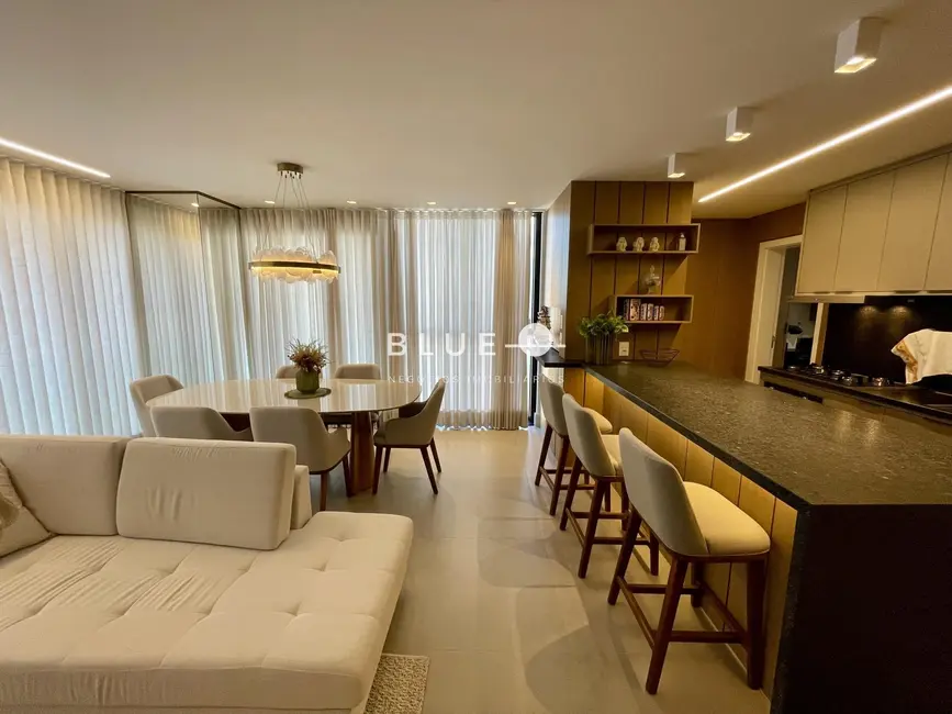 Apartamento com 3 quartos à venda, 109m2 em Centro, Torres - RS - imagem 4 Foto 4 de Apartamento com 3 quartos à venda, 109m2 em Centro, Torres - RS