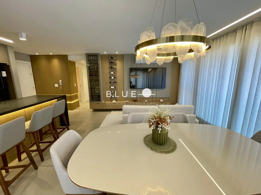 Apartamento com 3 quartos à venda, 109m2 em Centro, Torres - RS - imagem 8 Foto 8 de Apartamento com 3 quartos à venda, 109m2 em Centro, Torres - RS