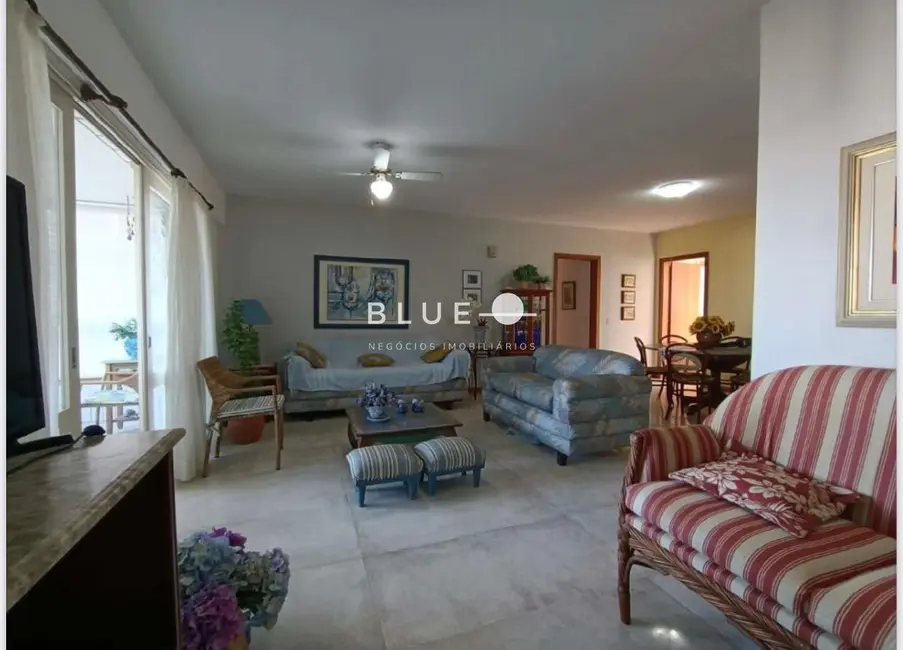 Apartamento com 3 quartos à venda, 155m2 em Torres - RS - imagem 3 Foto 3 de Apartamento com 3 quartos à venda, 155m2 em Torres - RS