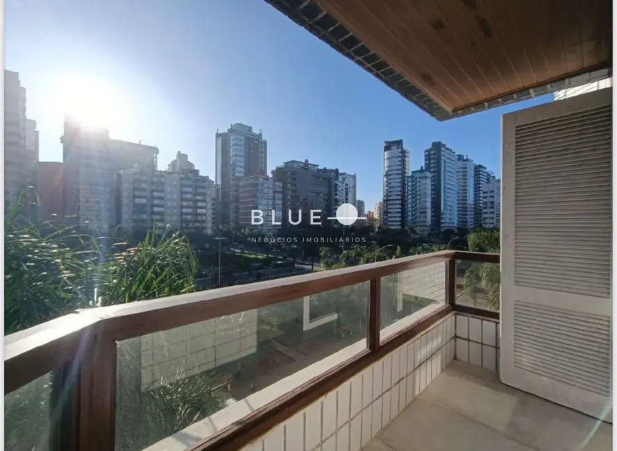 Apartamento com 3 quartos à venda, 155m2 em Torres - RS - imagem 8 Foto 8 de Apartamento com 3 quartos à venda, 155m2 em Torres - RS