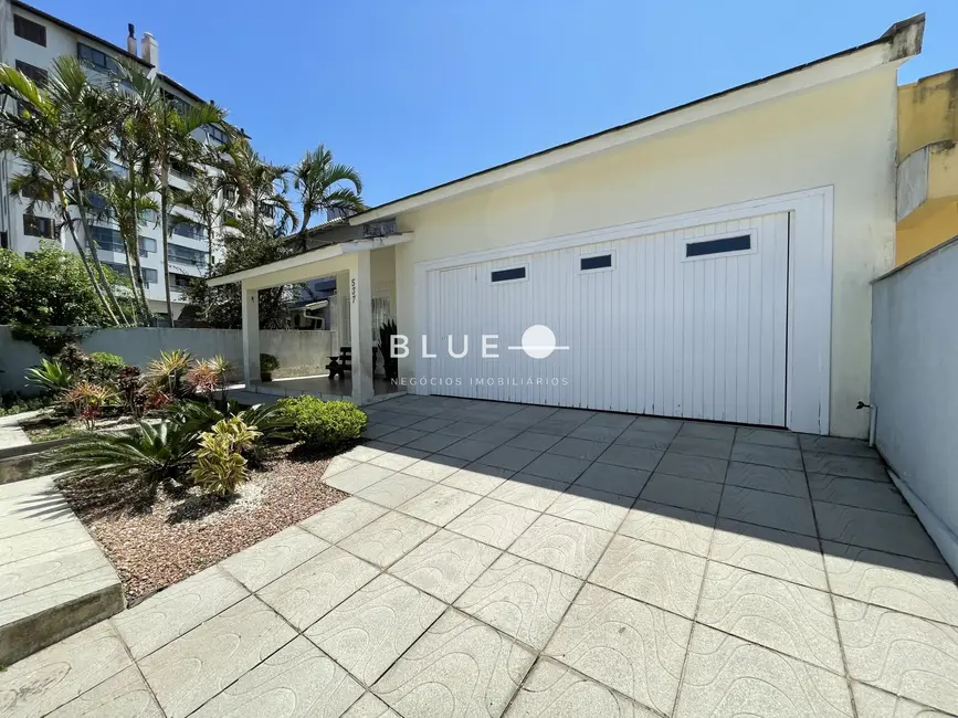 Casa com 3 quartos à venda, 200m2 em Torres - RS - imagem 3 Foto 3 de Casa com 3 quartos à venda, 200m2 em Torres - RS