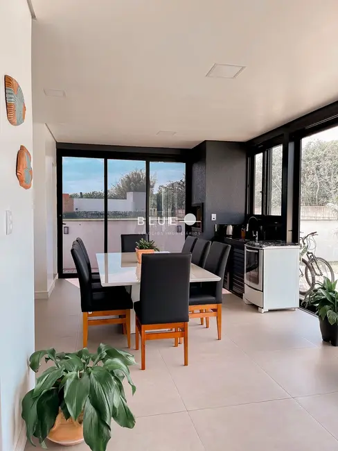 Foto 6 de Casa de Condomínio com 3 quartos à venda, 165m2 em Torres - RS