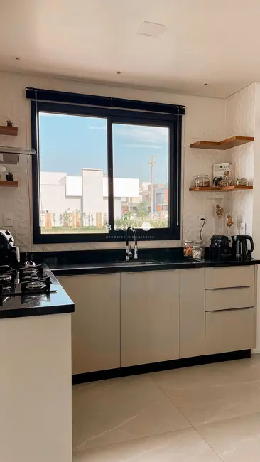 Foto 5 de Casa de Condomínio com 3 quartos à venda, 165m2 em Torres - RS