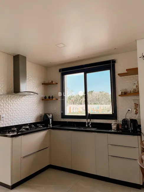 Foto 4 de Casa de Condomínio com 3 quartos à venda, 165m2 em Torres - RS