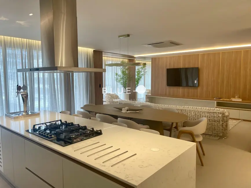 Apartamento com 3 quartos à venda, 165m2 em Torres - RS - imagem 1 Foto 1 de Apartamento com 3 quartos à venda, 165m2 em Torres - RS