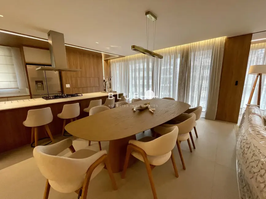 Apartamento com 3 quartos à venda, 165m2 em Torres - RS - imagem 8 Foto 8 de Apartamento com 3 quartos à venda, 165m2 em Torres - RS