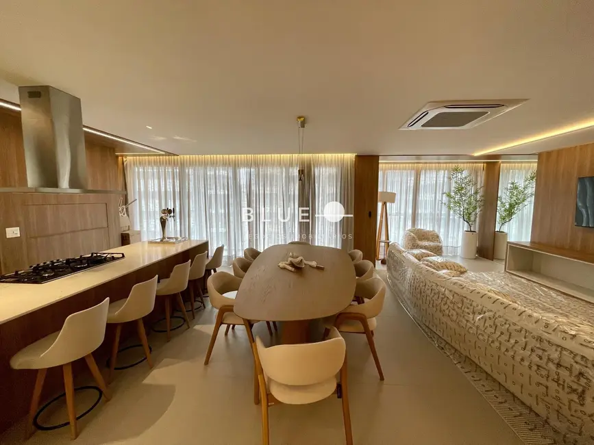 Apartamento com 3 quartos à venda, 165m2 em Torres - RS - imagem 2 Foto 2 de Apartamento com 3 quartos à venda, 165m2 em Torres - RS