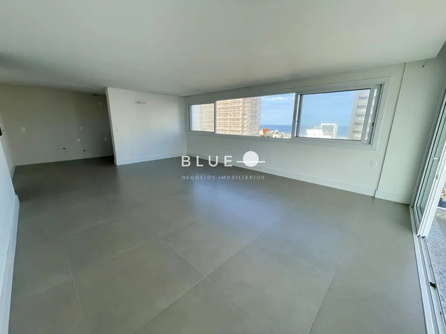 Foto 2 de Apartamento com 3 quartos à venda, 140m2 em Torres - RS