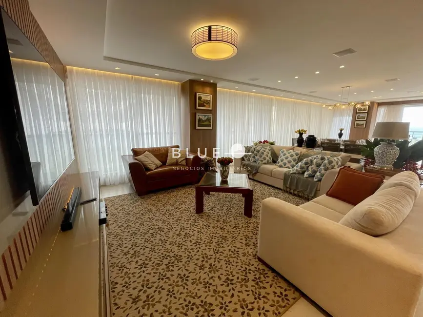 Foto 3 de Apartamento com 4 quartos à venda, 296m2 em Torres - RS