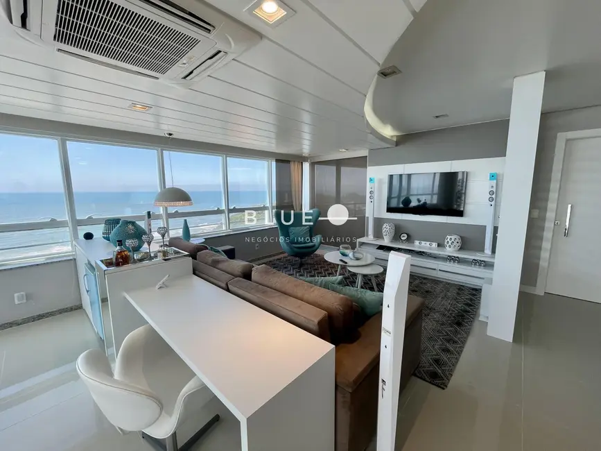 Foto 2 de Cobertura com 4 quartos à venda, 362m2 em Centro, Torres - RS