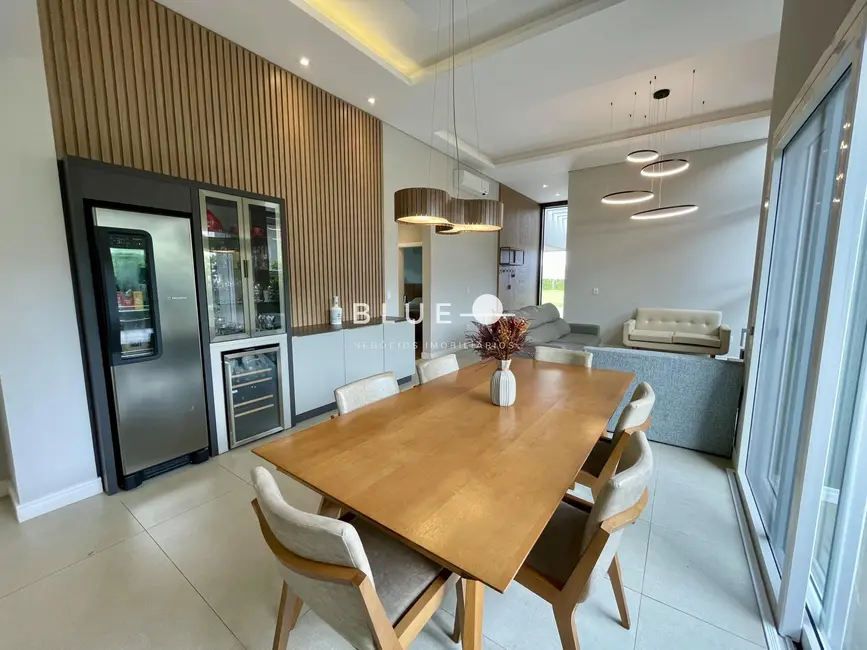 Foto 7 de Casa de Condomínio com 4 quartos à venda, 393m2 em Torres - RS