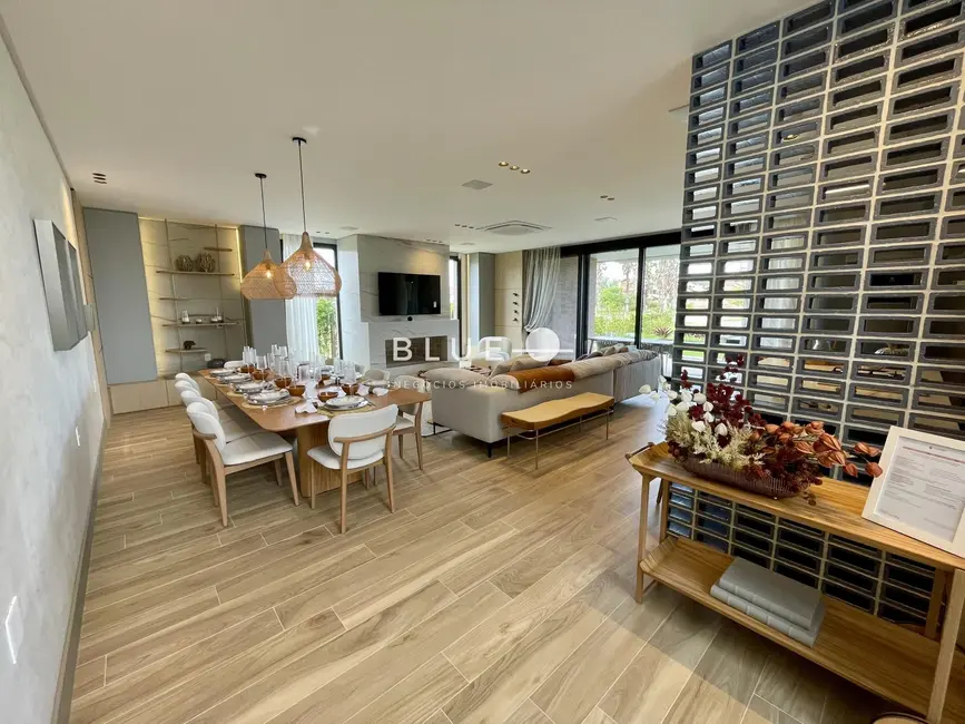 Foto 2 de Casa de Condomínio com 4 quartos à venda, 430m2 em Torres - RS