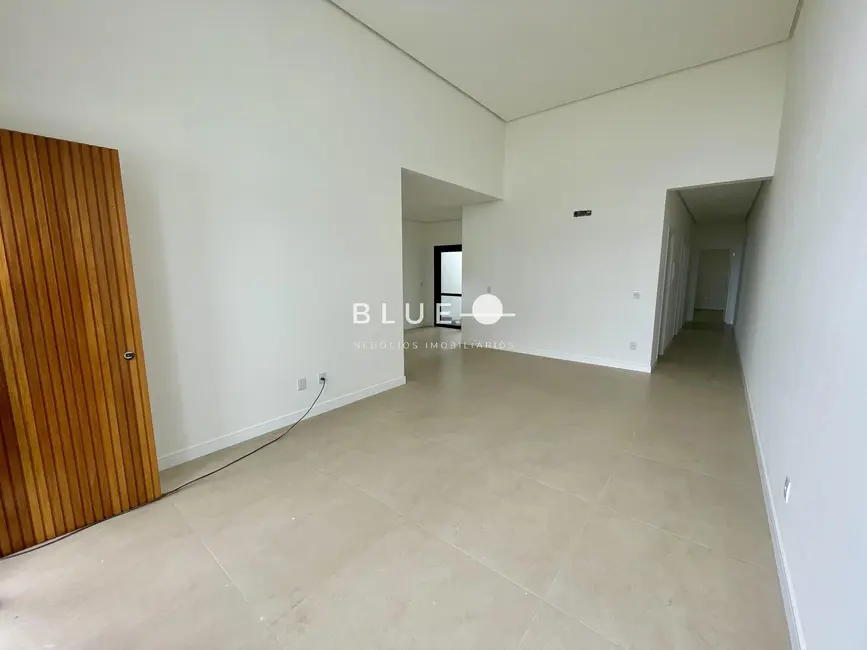 Foto 6 de Casa com 3 quartos à venda, 110m2 em Torres - RS