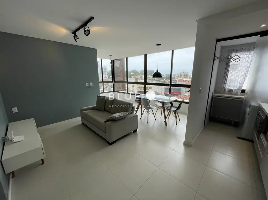 Foto 2 de Apartamento com 2 quartos à venda, 65m2 em Centro, Torres - RS