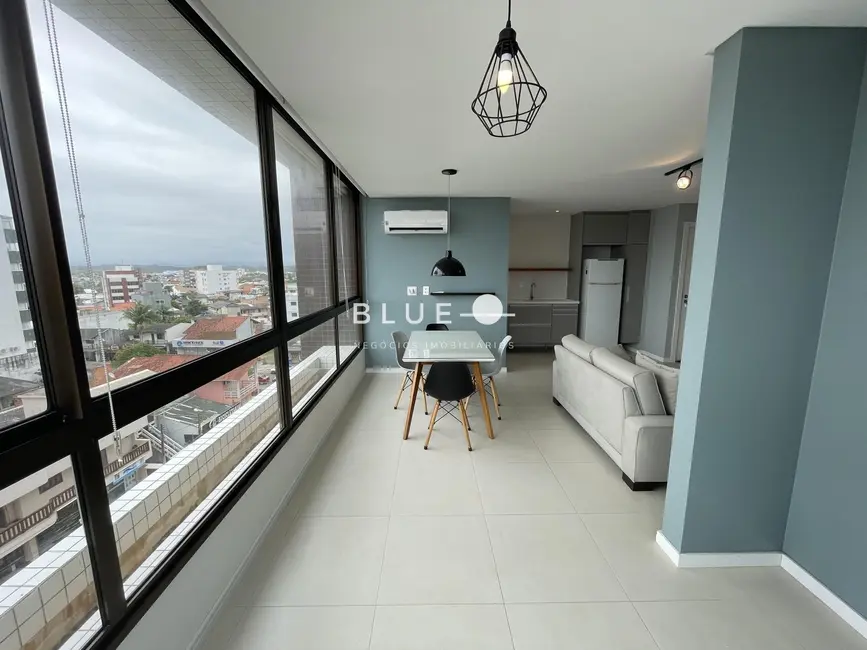 Foto 4 de Apartamento com 2 quartos à venda, 65m2 em Centro, Torres - RS