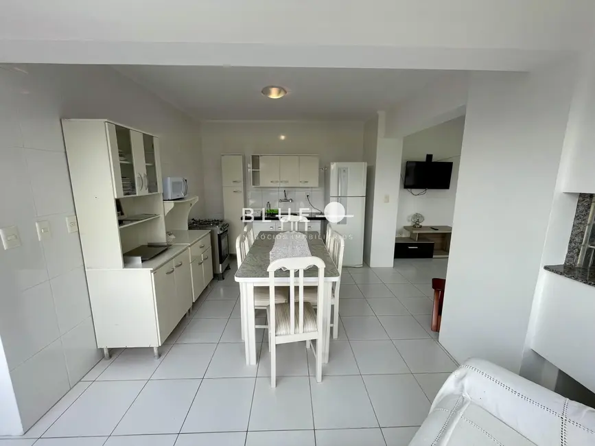 Foto 8 de Apartamento com 2 quartos à venda, 69m2 em Torres - RS