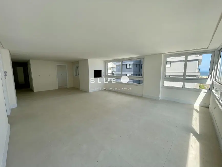 Foto 6 de Apartamento com 3 quartos à venda, 130m2 em Torres - RS
