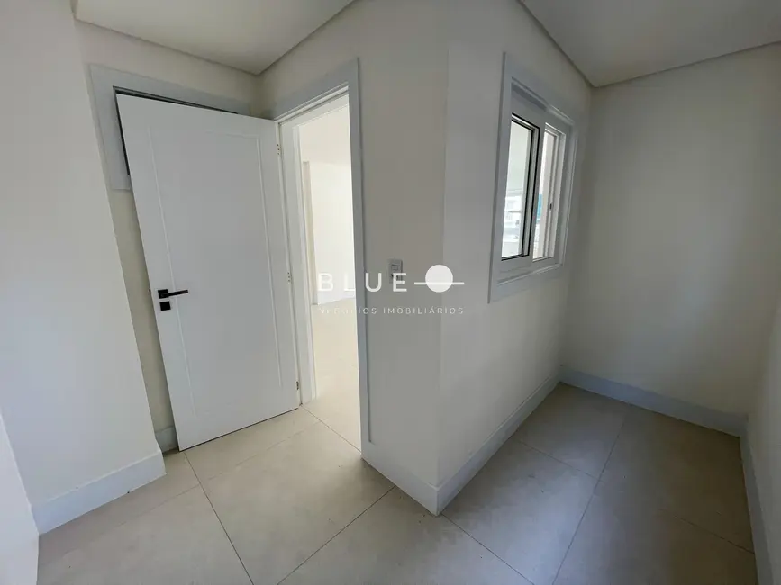 Foto 9 de Apartamento com 3 quartos à venda, 129m2 em Torres - RS
