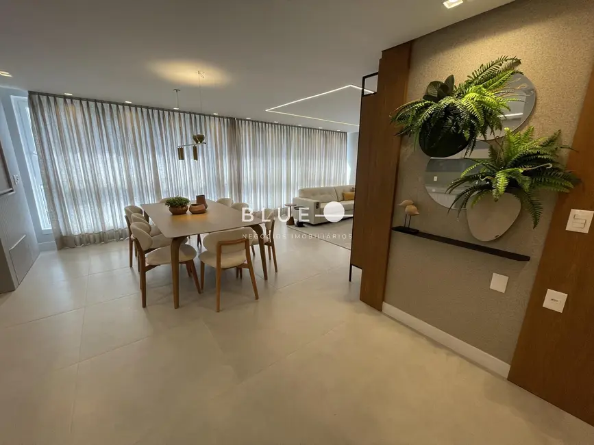 Foto 2 de Apartamento com 3 quartos à venda, 108m2 em Centro, Torres - RS