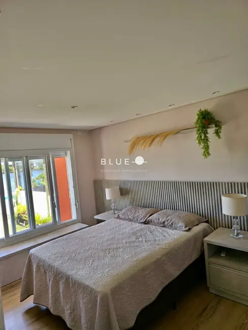 Foto 8 de Casa com 4 quartos à venda, 150m2 em Torres - RS