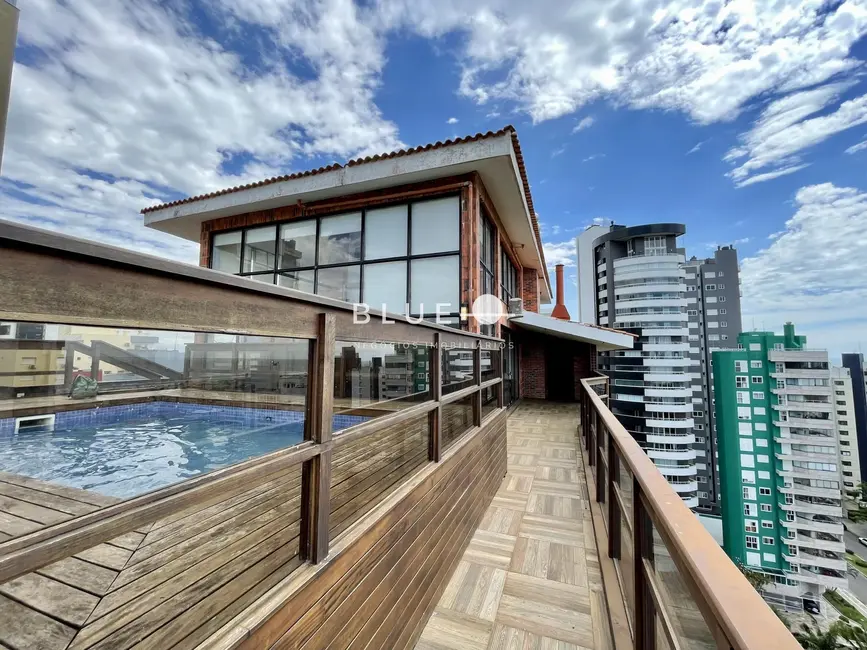 Foto 1 de Apartamento com 4 quartos à venda, 380m2 em Torres - RS