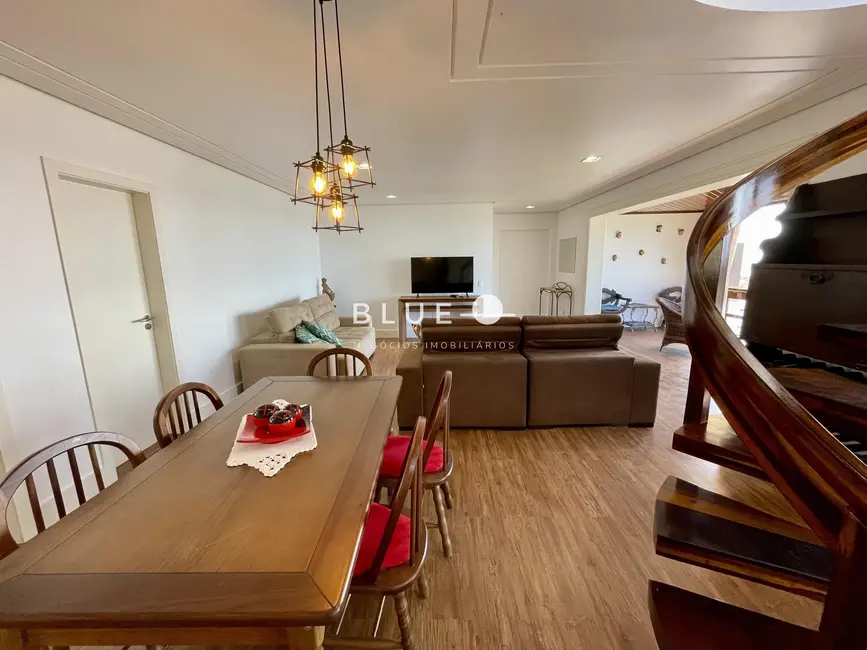 Foto 5 de Apartamento com 4 quartos à venda, 380m2 em Torres - RS