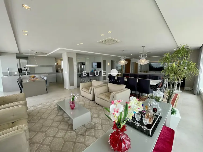 Foto 8 de Apartamento com 4 quartos à venda, 296m2 em Torres - RS