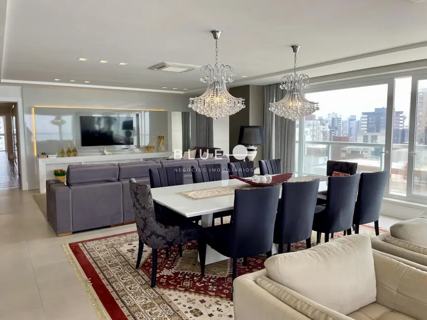 Foto 1 de Apartamento com 4 quartos à venda, 296m2 em Torres - RS