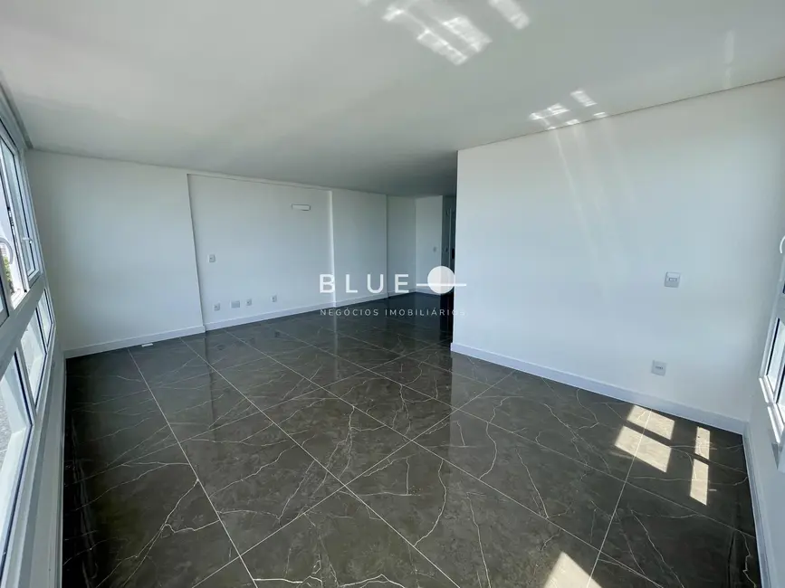 Foto 6 de Apartamento com 3 quartos à venda, 120m2 em Torres - RS