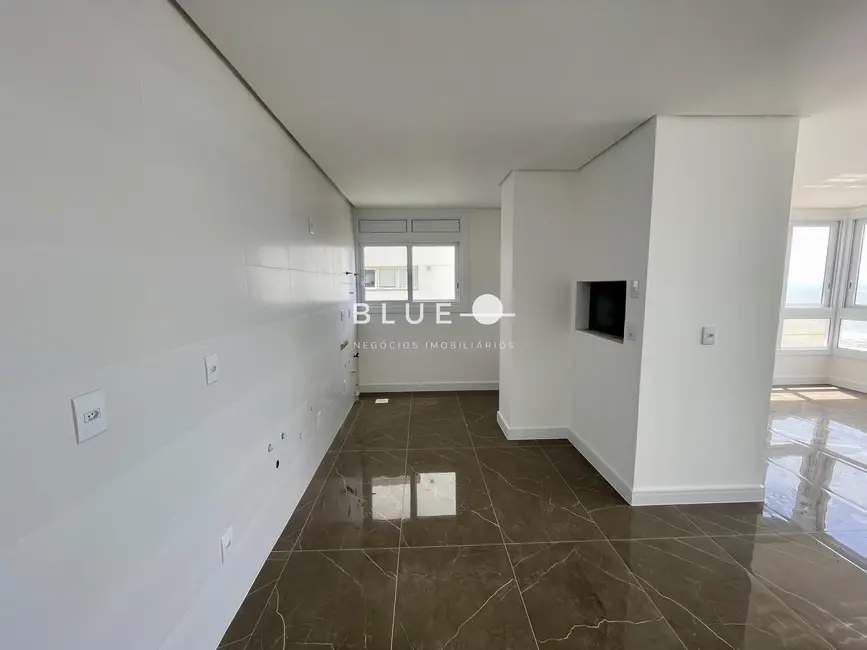 Foto 3 de Apartamento com 3 quartos à venda, 120m2 em Torres - RS