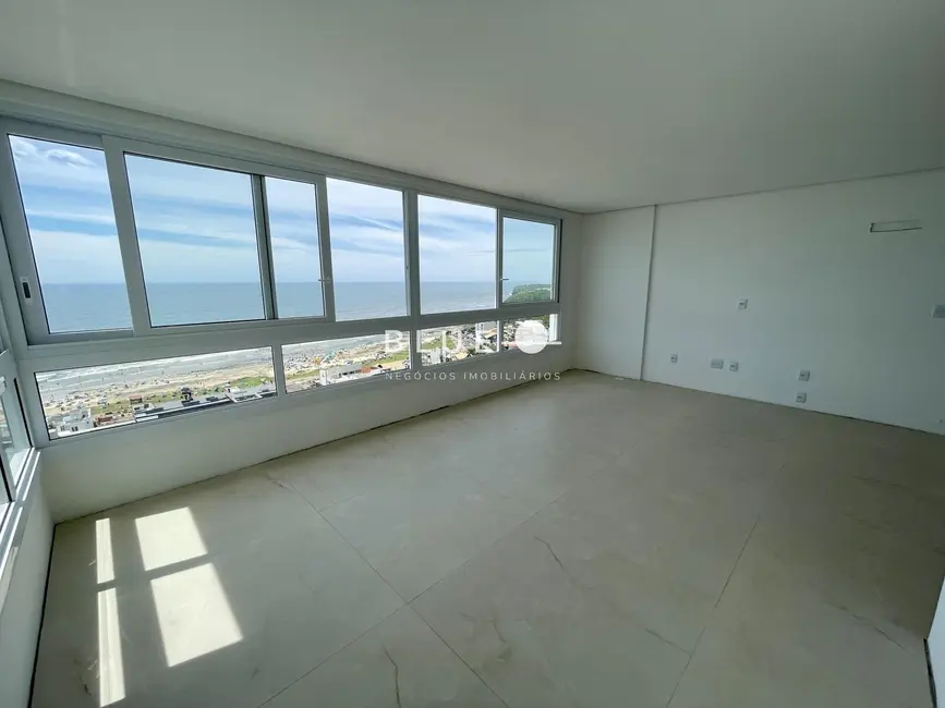 Foto 9 de Apartamento com 3 quartos à venda, 120m2 em Torres - RS