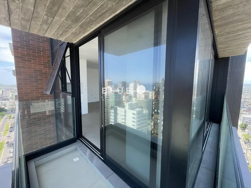 Foto 8 de Apartamento com 3 quartos à venda, 110m2 em Centro, Torres - RS