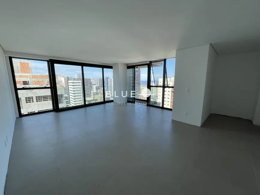 Foto 2 de Apartamento com 3 quartos à venda, 110m2 em Centro, Torres - RS