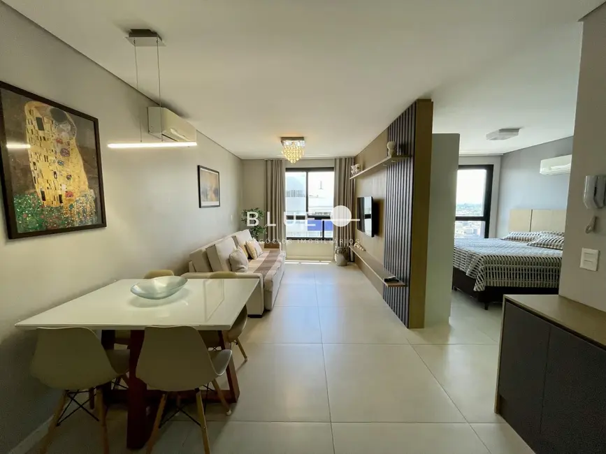 Foto 2 de Apartamento com 1 quarto à venda, 53m2 em Centro, Torres - RS