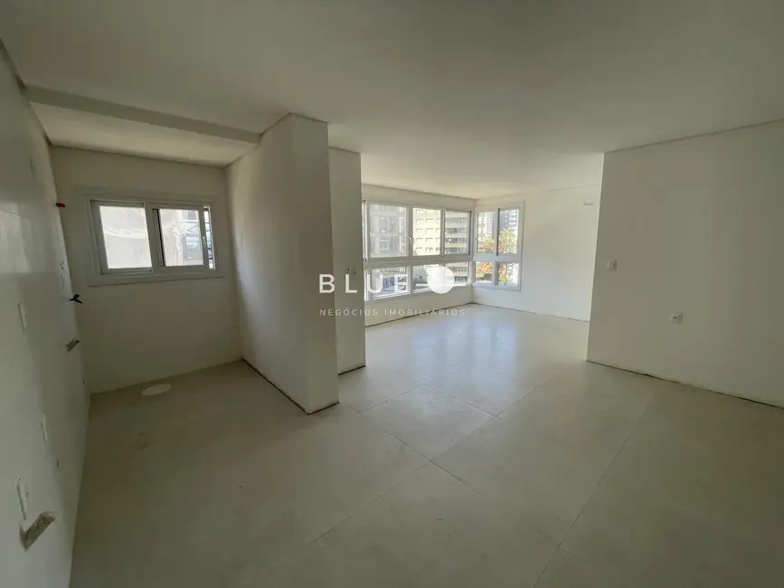 Foto 4 de Apartamento com 2 quartos à venda, 84m2 em Torres - RS