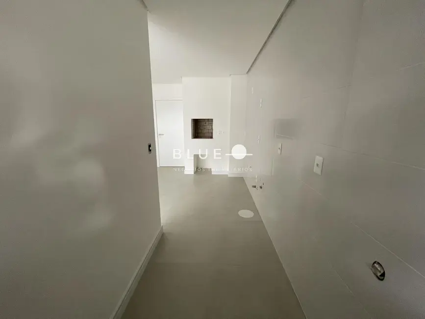 Foto 8 de Apartamento com 2 quartos à venda, 77m2 em Torres - RS