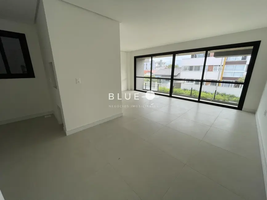 Foto 2 de Apartamento com 1 quarto à venda, 53m2 em Torres - RS