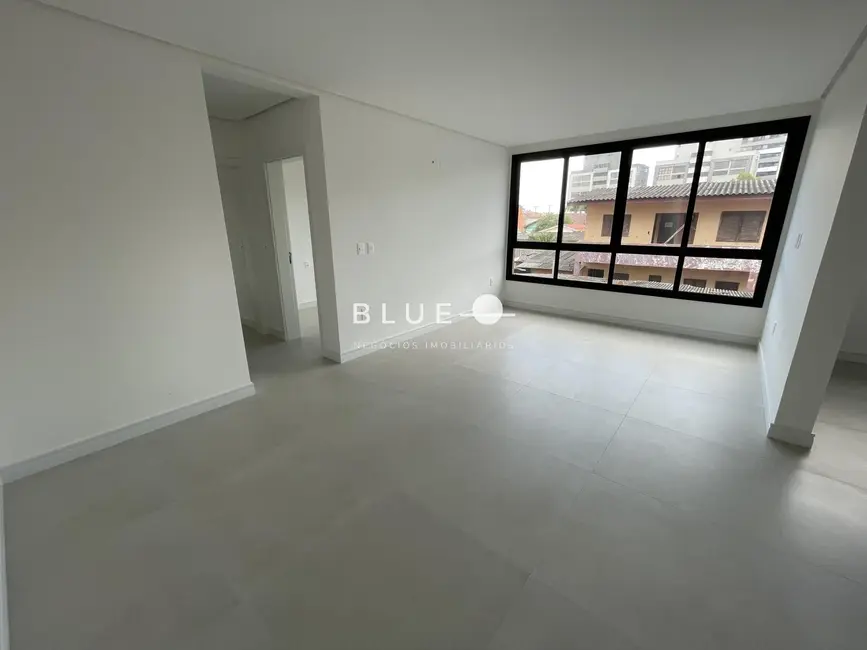 Foto 2 de Apartamento com 2 quartos à venda, 68m2 em Torres - RS