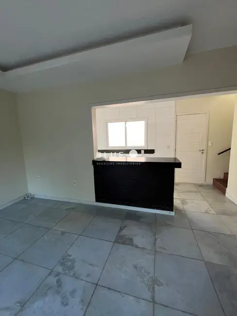 Casa com 2 quartos à venda, 127m2 em Torres - RS - imagem 2 Foto 2 de Casa com 2 quartos à venda, 127m2 em Torres - RS