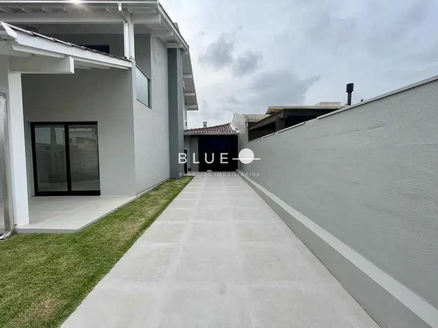 Foto 4 de Casa com 4 quartos à venda, 284m2 em Torres - RS