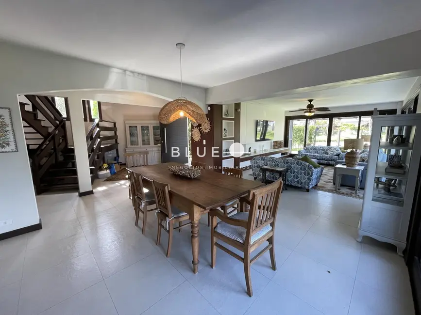 Foto 2 de Casa com 5 quartos à venda, 517m2 em Torres - RS