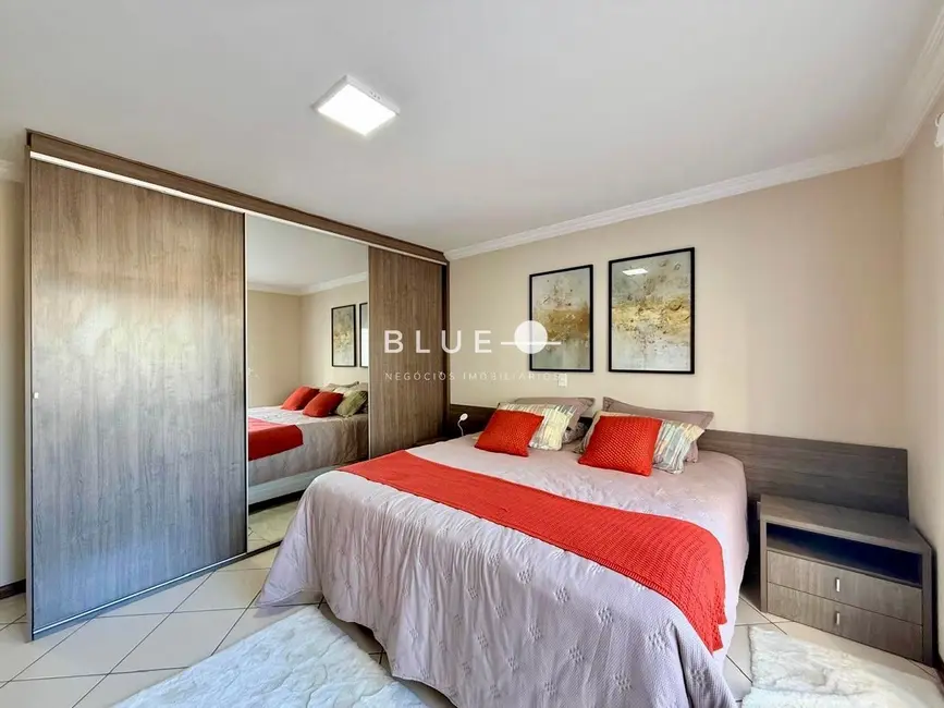 Foto 8 de Cobertura com 3 quartos à venda, 220m2 em Torres - RS