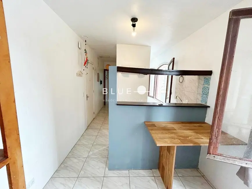 Foto 6 de Apartamento com 1 quarto à venda, 44m2 em Centro, Torres - RS