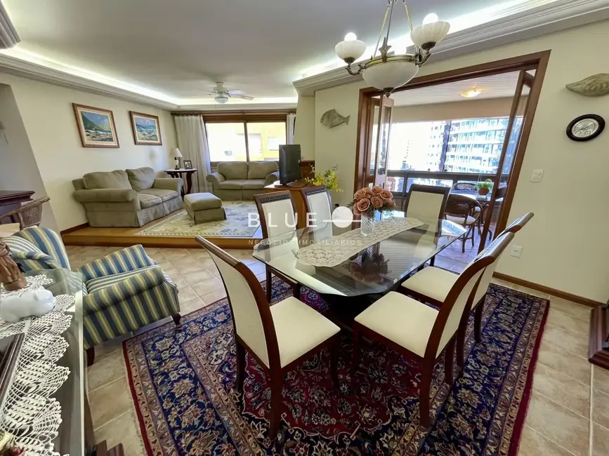 Foto 9 de Apartamento com 3 quartos à venda, 142m2 em Torres - RS