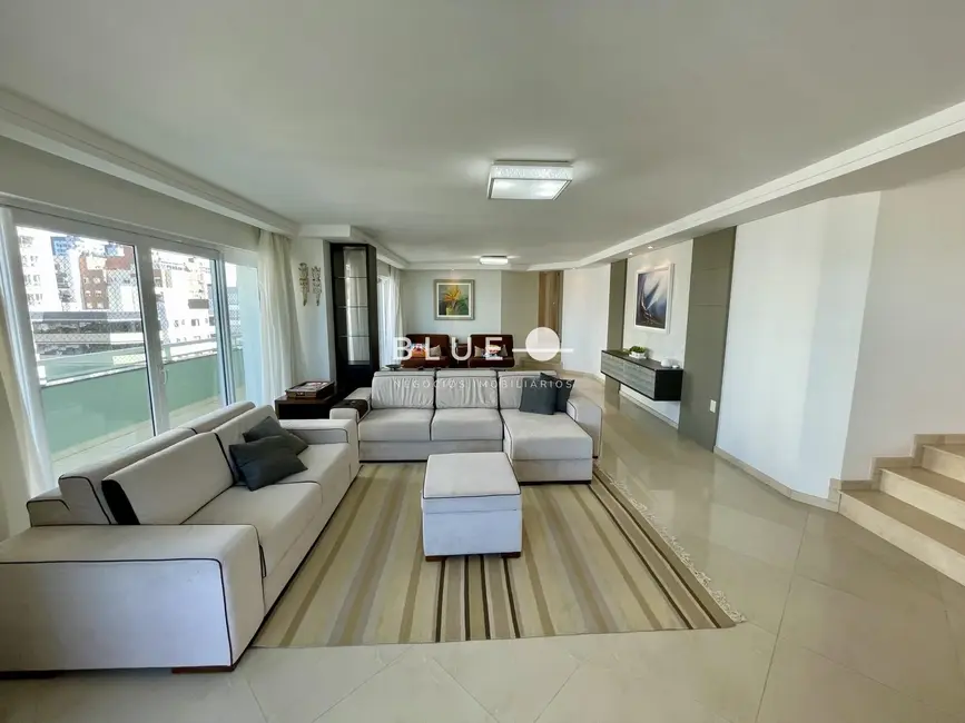 Foto 4 de Apartamento com 4 quartos à venda, 263m2 em Torres - RS