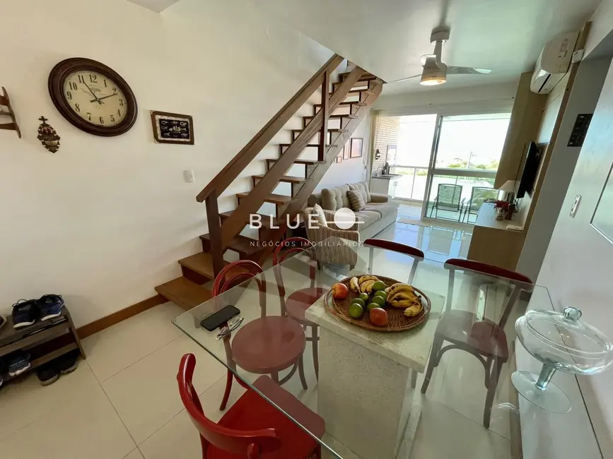 Foto 1 de Cobertura com 3 quartos à venda, 170m2 em Torres - RS